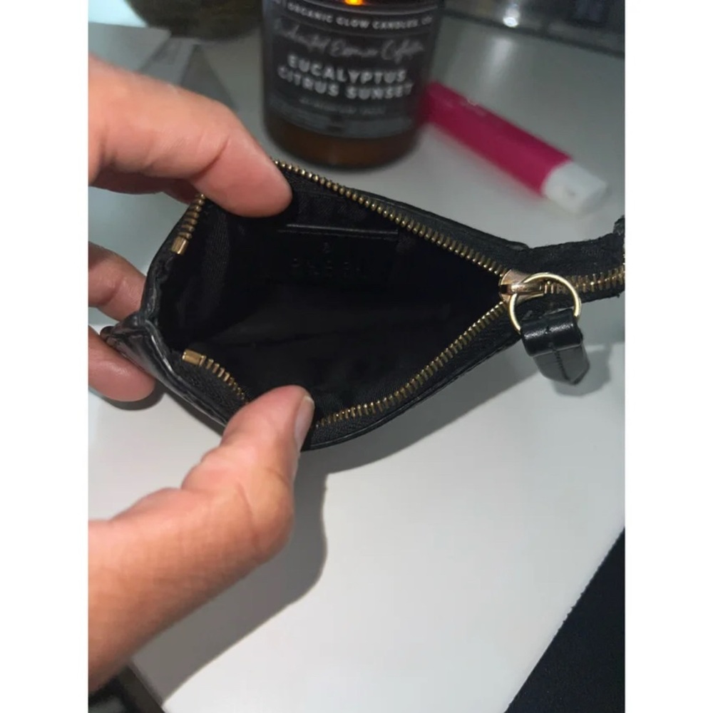 Gucci Key Pouch - Picture 3 of 7